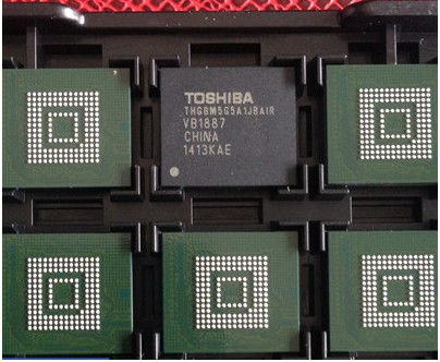 Китай Обломок флэш-памяти ТХГБМ5Г5А1ДЖБА1Р, хранение флэш-памяти БГА-153 4гб Нанд новое первоначальное завод